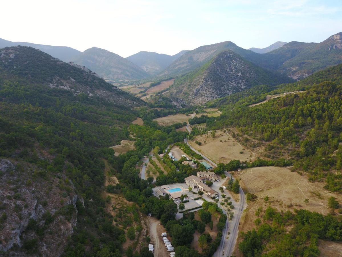 Camping Le Chambron Condorcet Екстериор снимка