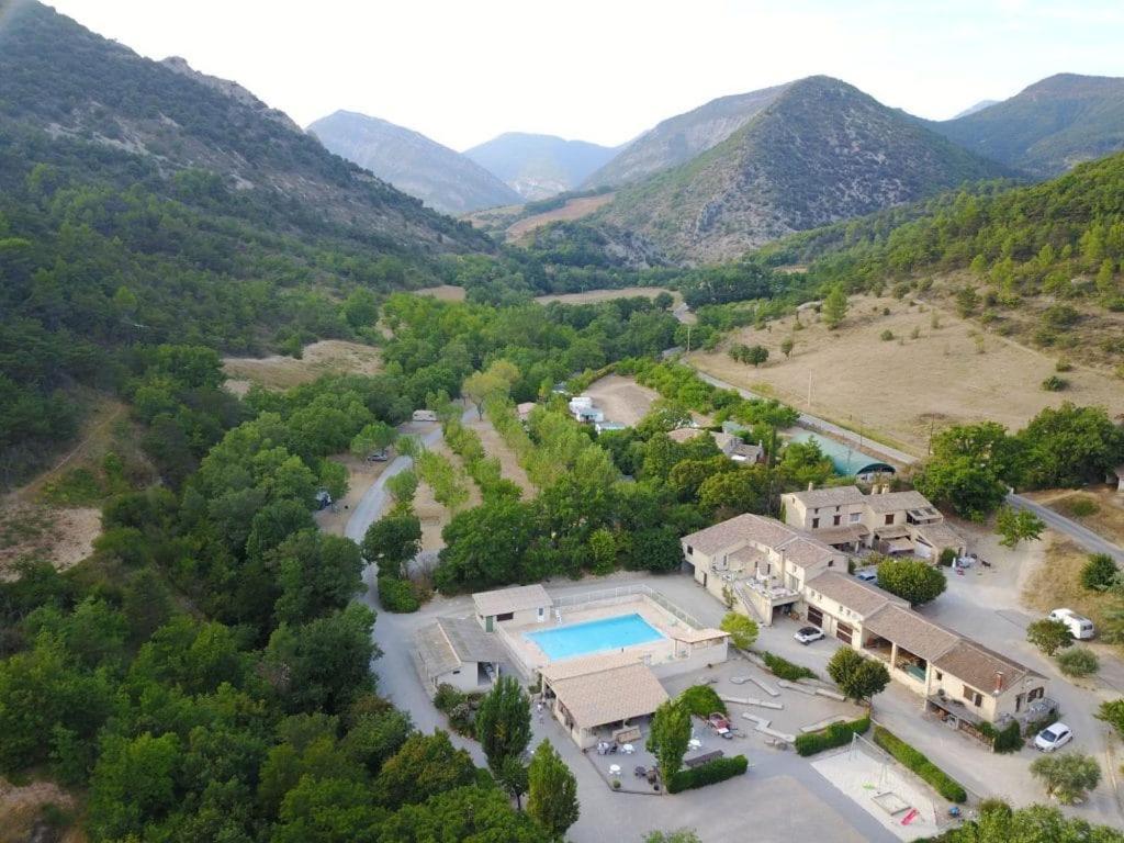Camping Le Chambron Condorcet Екстериор снимка